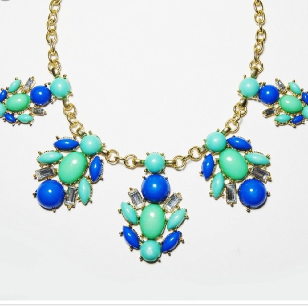 Stella & Dot Juniper Statement Necklace